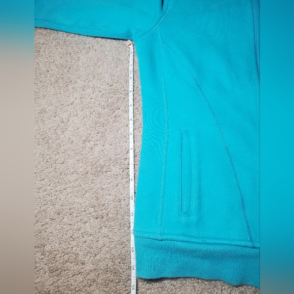 Ivivva Athletica Blue Sweater Size 12 - Picture 7 of 9